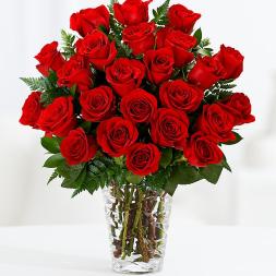 PF_14_R102_VDAY_MINIMAL_VA0038_W1_SQ